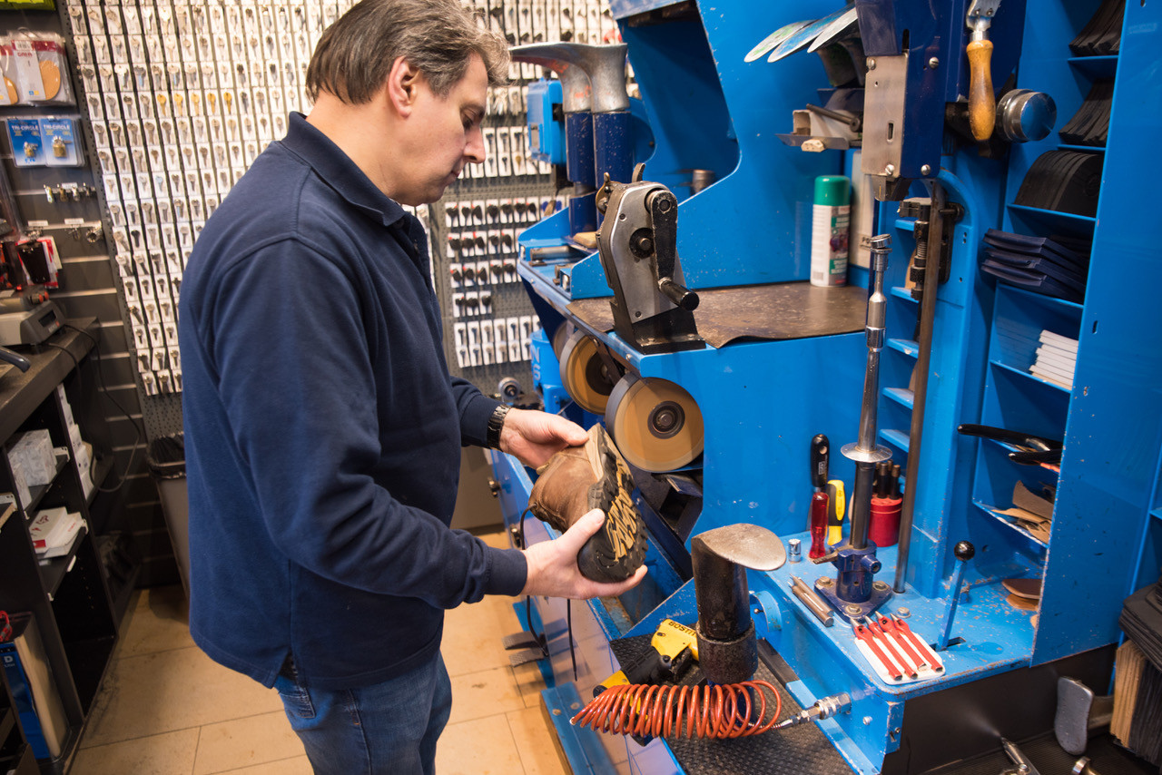 Bennink de schoenmaker Delft schoenreparatie