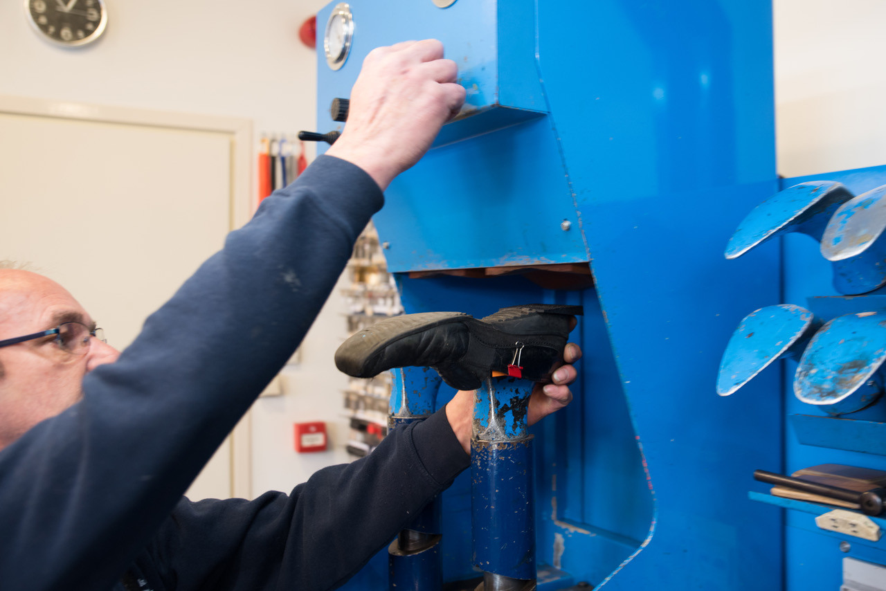 Schoenreparatie Nieuwegein Delft